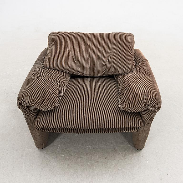 Vico Magistretti, armchair "Maralunga", for Cassina late 20th century.