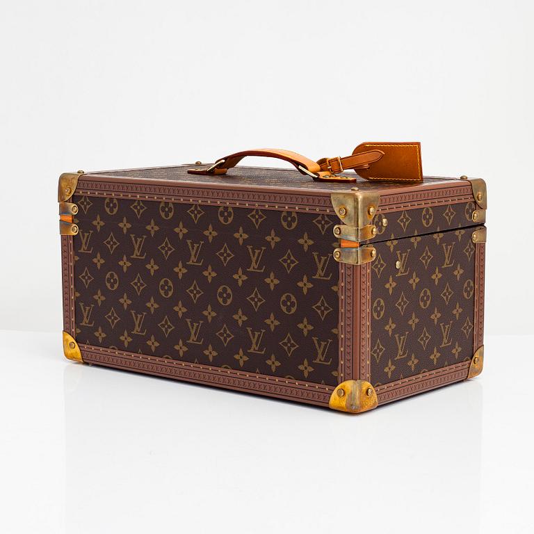 Louis Vuitton, a Monogram 'Boite Bouteilles et Glace' beauty box.