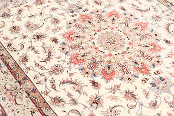 MATTA, Täbris part silk, so called 50 Radj, 299 x 198 cm.