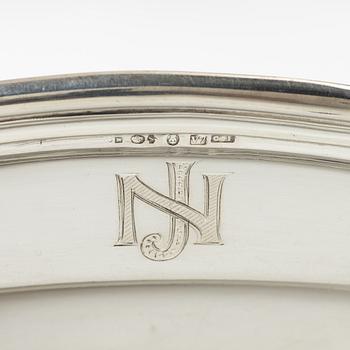 A pair of silver dishes, import mark of CG Hallberg, Stockholm/Malmö 1923.