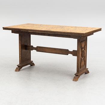 A dining table, Svenska Möbelfabrikerna Bodafors, 1920's/30's.