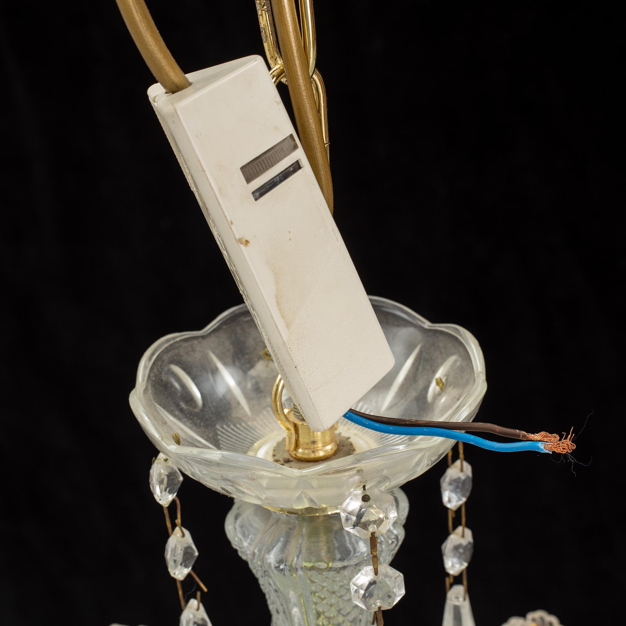 A chandelier from the second half of the 20th Century.