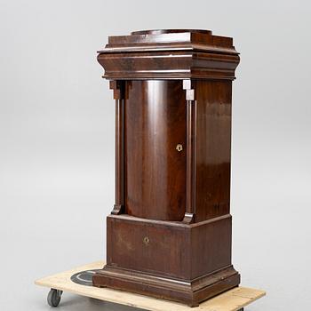 Column cabinet, Empire, 19th century.