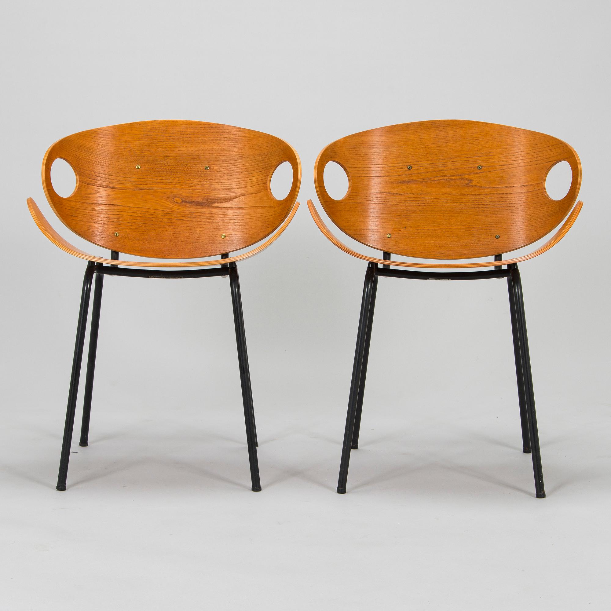 Olof Kettunen, a pair of mid-20th century 'Ulla' chairs for Merivaara.