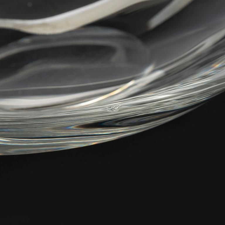 Tapio Wirkkala, an Art glass bowl, signed Tapio Wirkkala Iittala 3860.
