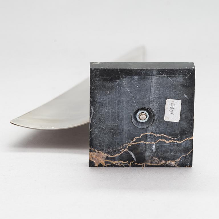 Väinö Lätti, skulptur, rostfritt stål, signerad.