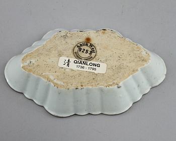 TEDOSA samt FAT, porslin, Kina, 1700-tal.