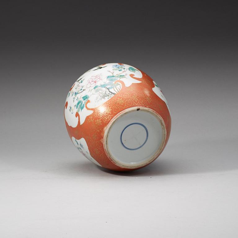 A famille rose jar, late Qing dynasty, circa 1900.