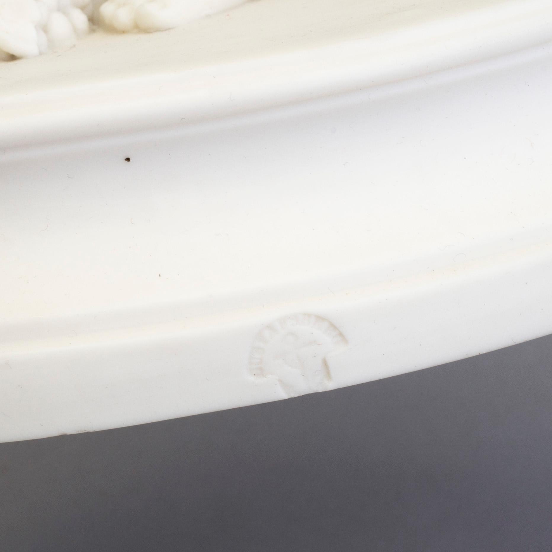 FIGURER, två st, parian, Gustafsberg, en daterad 1891.