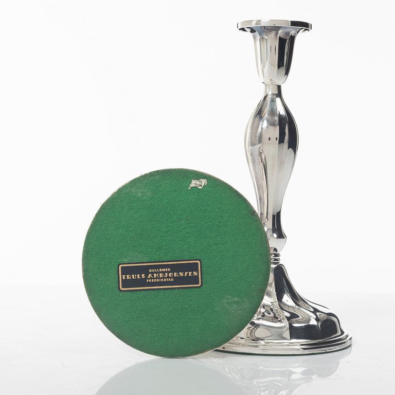 Thorvald Marthinsen, ljusstakar, ett par, silver, Tönsberg, Norge 1900-tal.