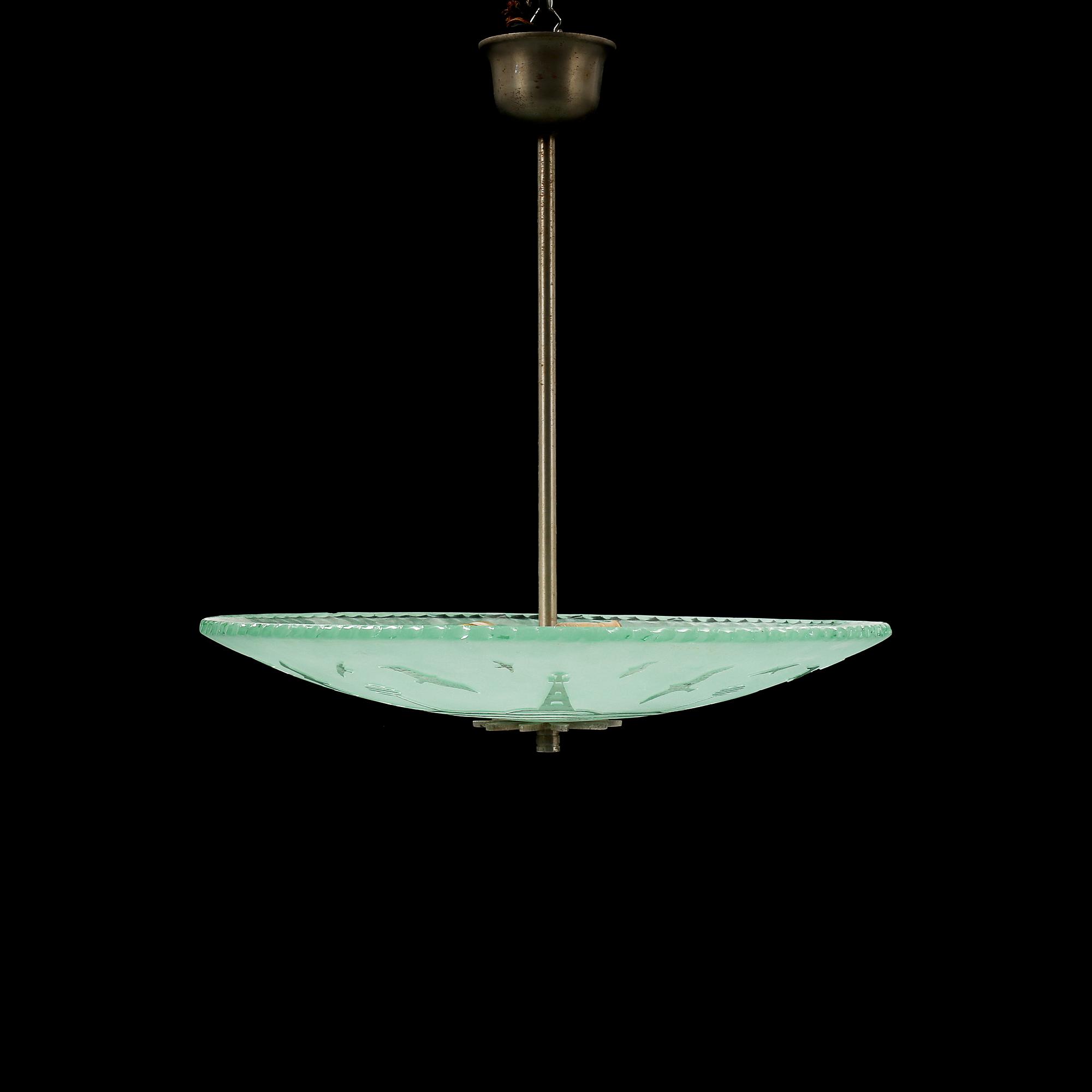 TAKLAMPA, 1900-talets första hälft, höjd ca 50 cm.