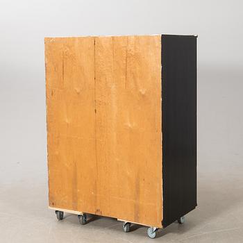 Display cabinet, 20th century.
