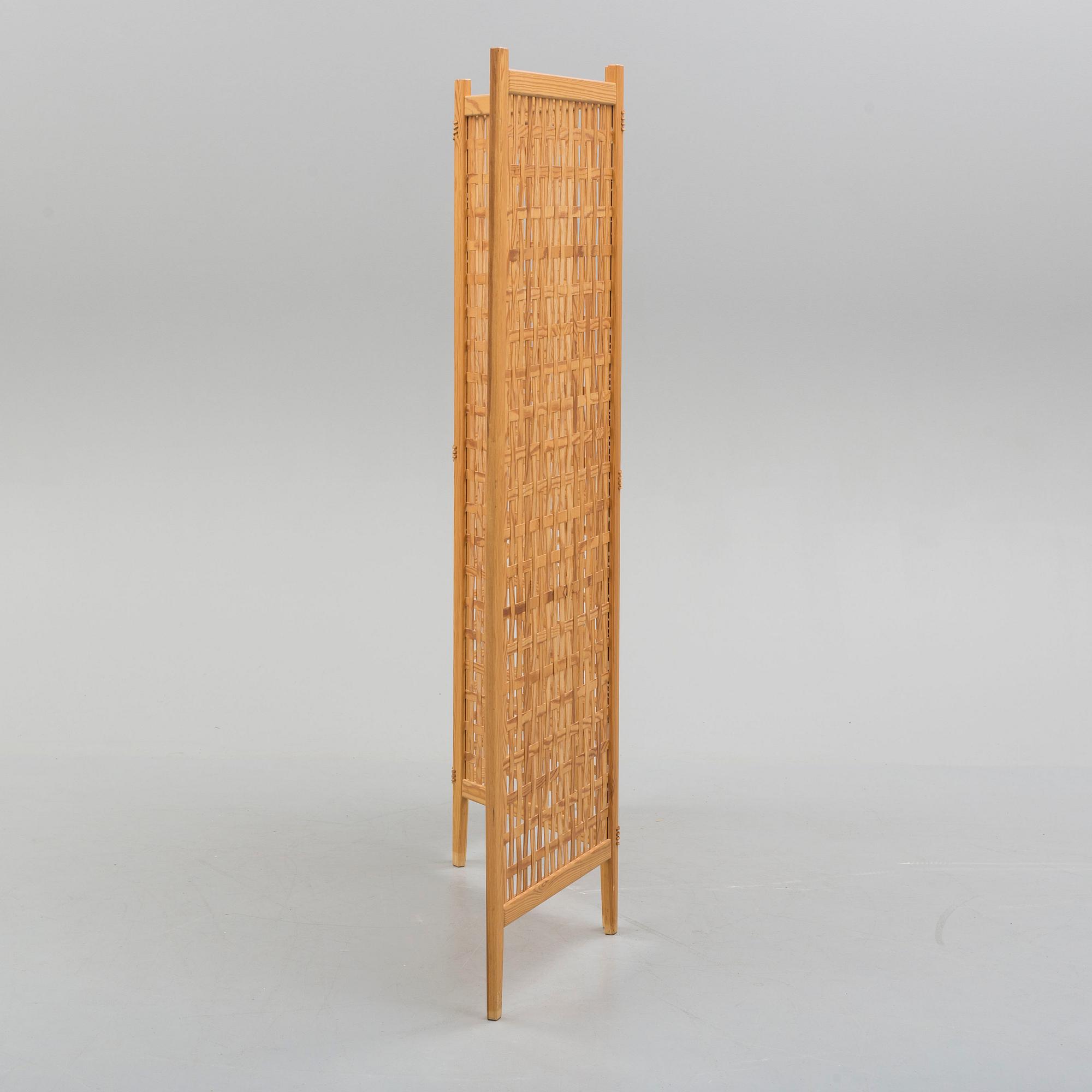 A pine folding screen from Alberts, Tibro, 1950's.