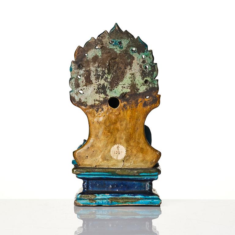 A  turquoise glazed figure of Guanyin, Ming dynasty (1368-1644).