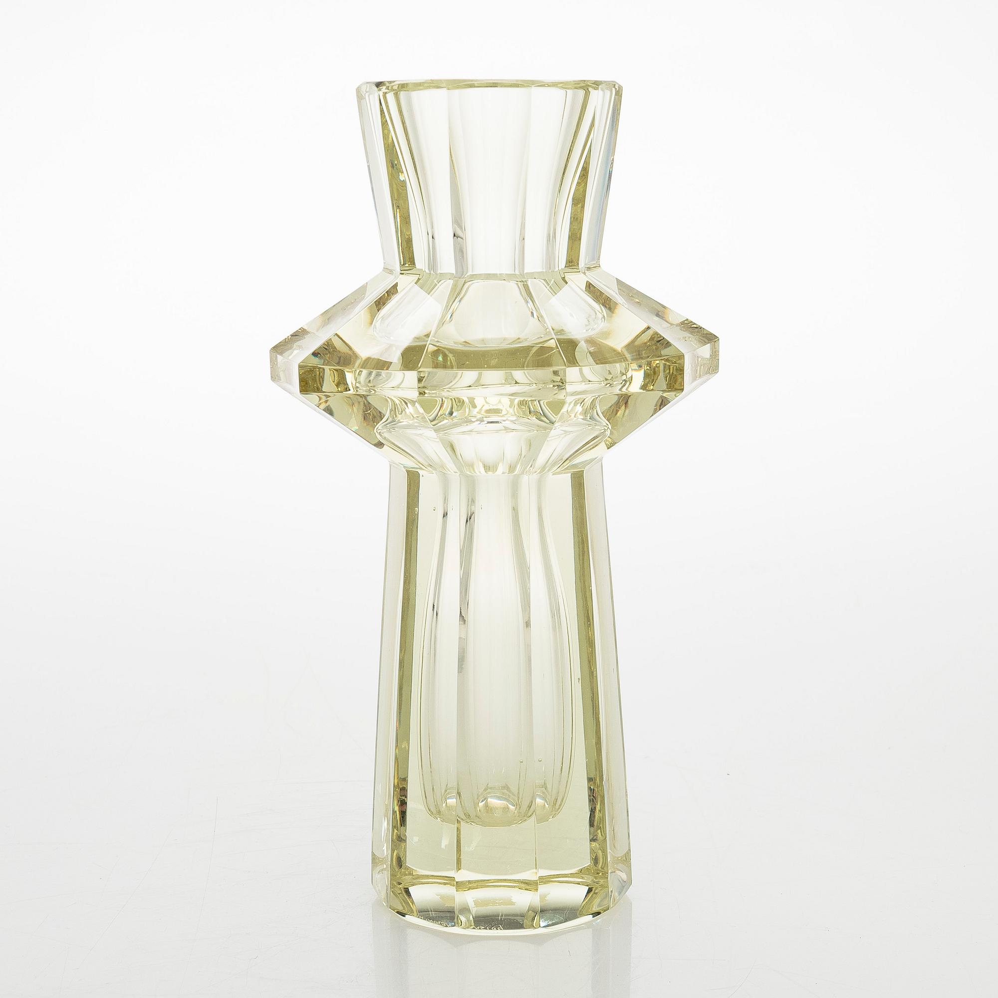 Aimo Okkolin, a 'Lighthouse' vase signed Aimo Okkolin Riihimäen Lasi Oy.