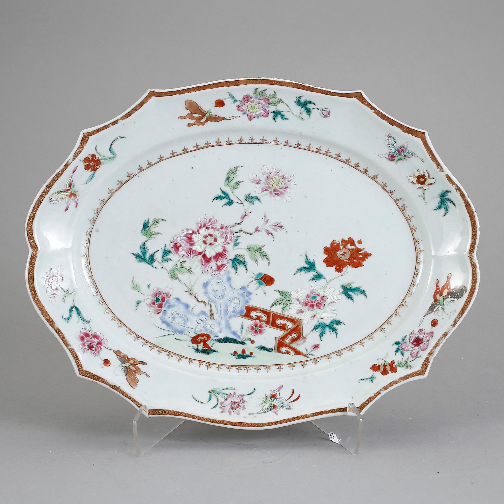 STEKFAT, porslin, Kina, Qianlong 1736-95.