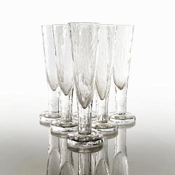 A set of 26 21st century champagne glass.