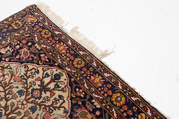 An antique Chahar Mahal and Bakhtiari rug, c. 204 x 145 cm.