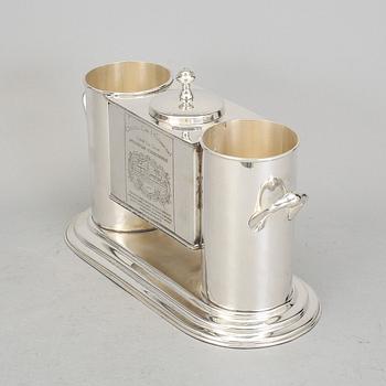 VINKYLARE, vitmetall, 2000-tal.