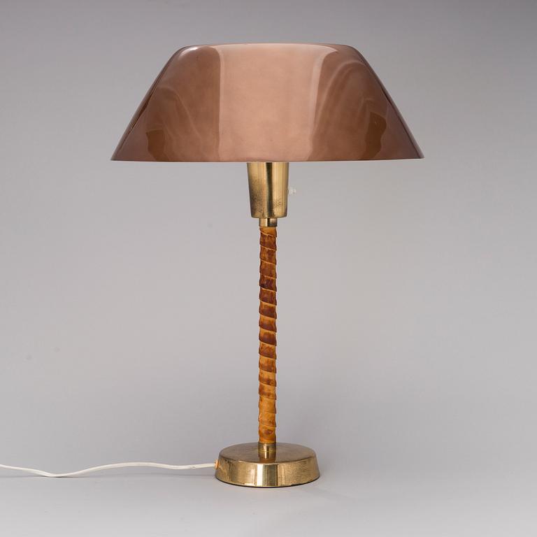 LISA JOHANSSON-PAPE, PÖYTÄVALAISIN, "Senator", Orno.