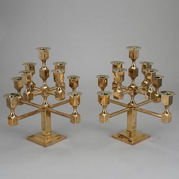 KANDELABRAR, ett par, mässing, Gusum, 1900-tal.