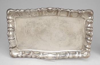 BRICKOR, 2st, silver, enligt uppgift Österrike-Ungern, 1900-talets första hälft. Vikt ca 964g.
