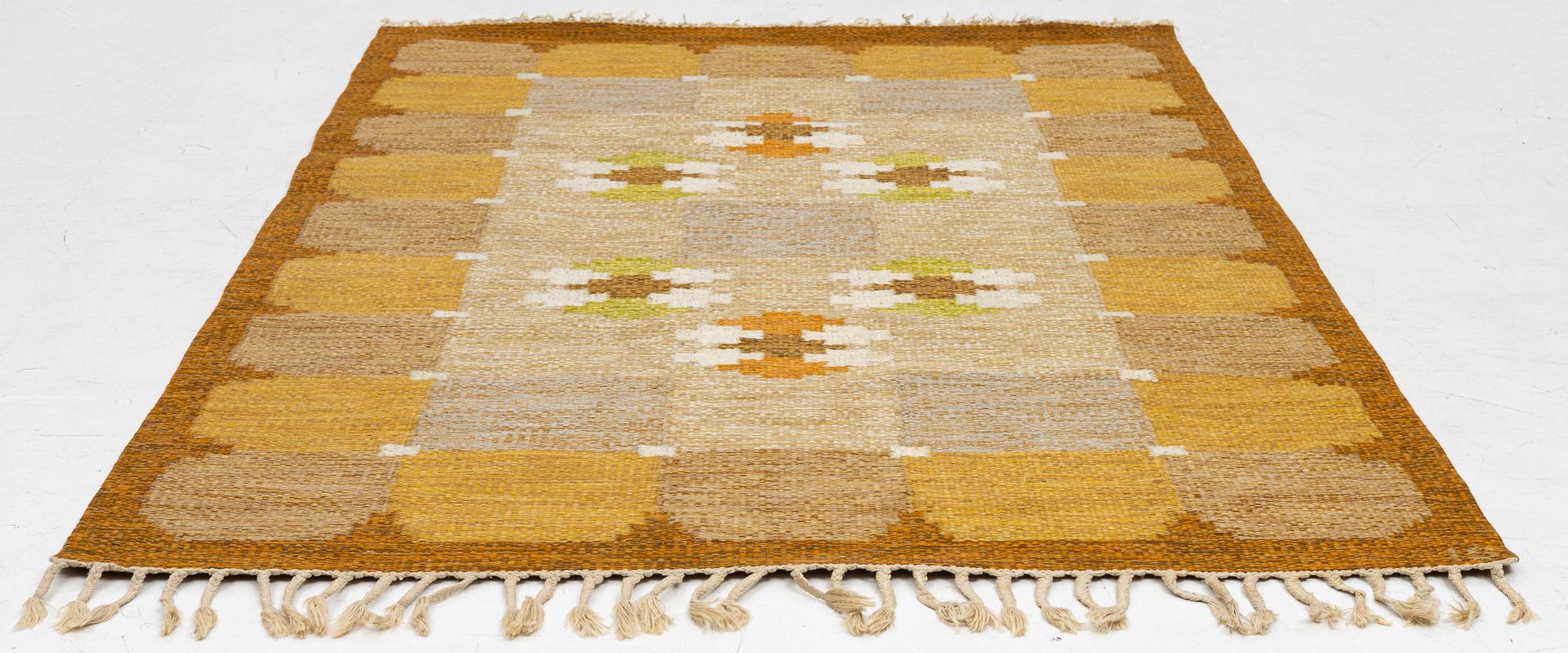 Ingegerd Silow, Rölakan rug signed IS, approx. 206 x 136 cm.