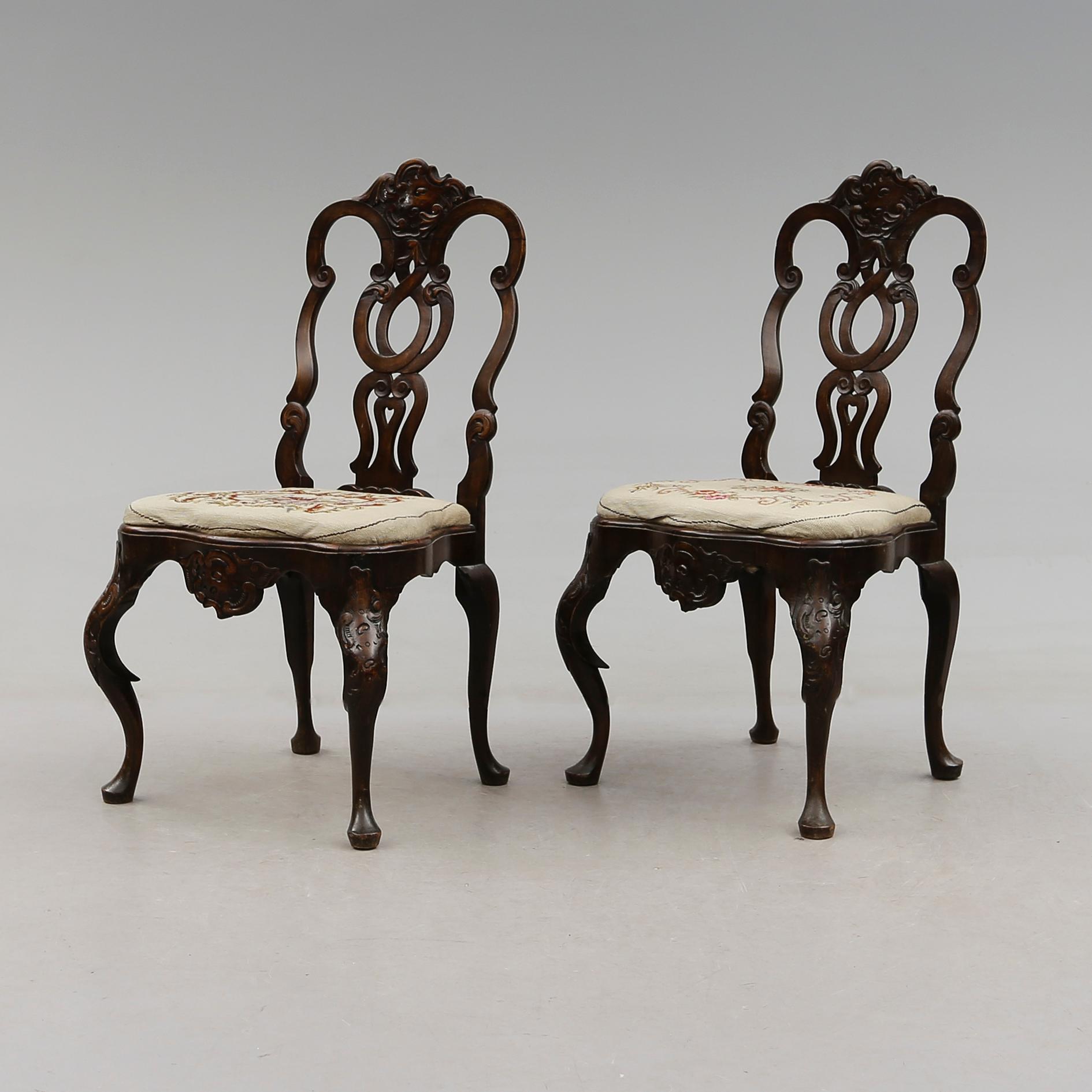 STOLAR, 1 par, Queen Anne, 1700-talets första hälft.