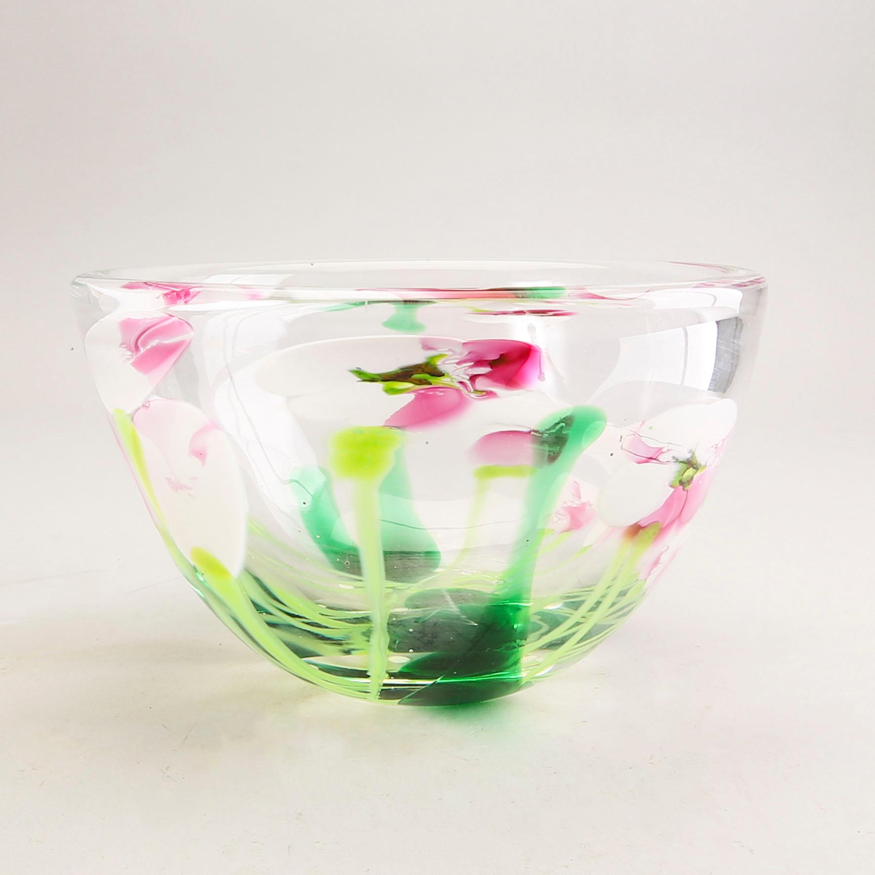 Elna Melusine Jolom, a signed and dated 2014 glass bowl.