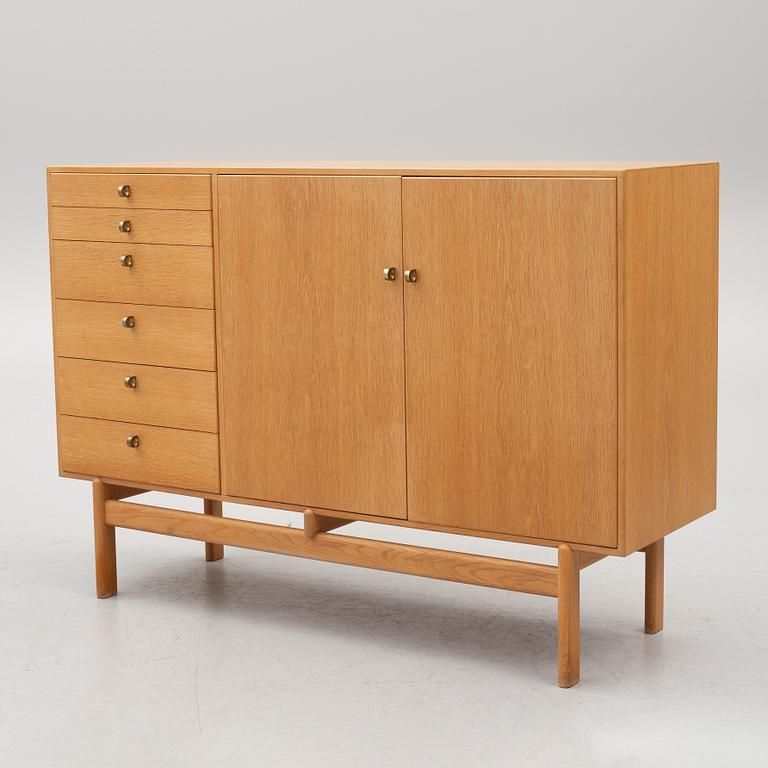Tove & Edvard Kindt-Larsen, rare cabinet, Seffle Möbelfabrik, Säffle, 1960s.