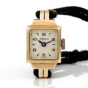 ARMBANDSUR, dam, Alpina, Schweiz, 1893-1934.