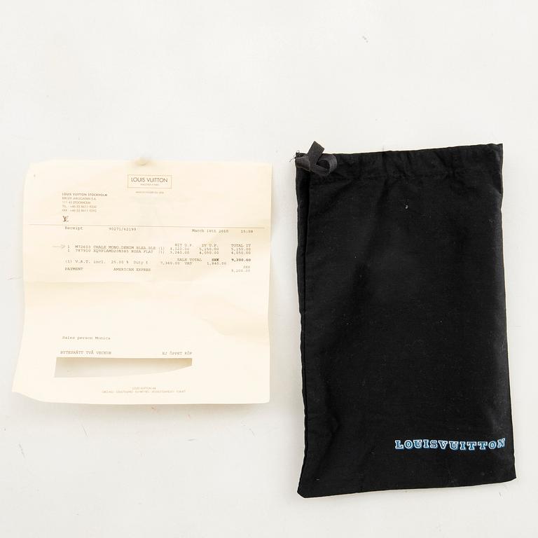 Louis Vuitton, scarf "Châle Monogram", Italien.