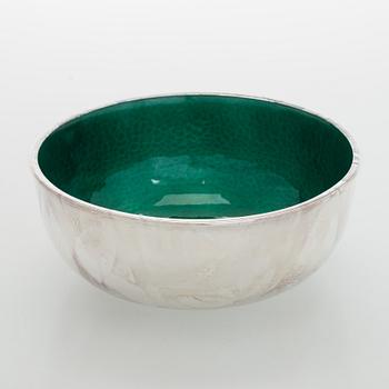A. Tillander, skål, sterlingsilver och emalj, Åbo 2005.
