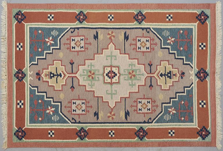 MATTA, Kelim, troligen Azerbadjan, 196 x 140 cm.