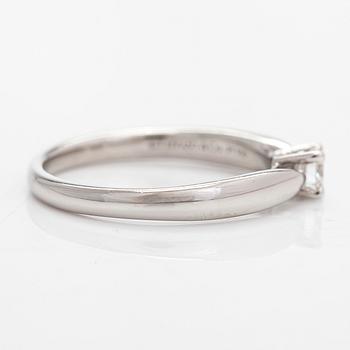 Tiffany & Co, ring, "Harmony", platina med briljantslipad diamant ca 0.17 ct.