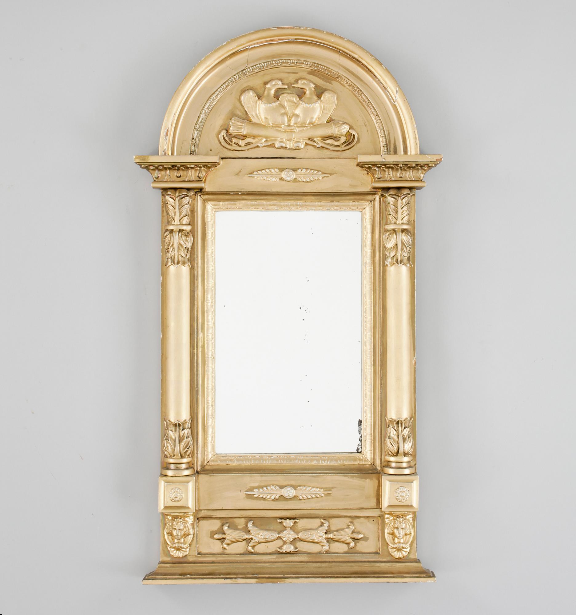 SPEGEL, gustaviansk, 1700-talets andra hälft.