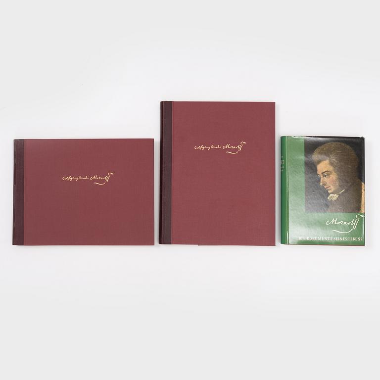 Books, 81 vol. Wolfgang Amadeus Mozart. "Neue Ausgabe sämtlicher Werke", (more published).