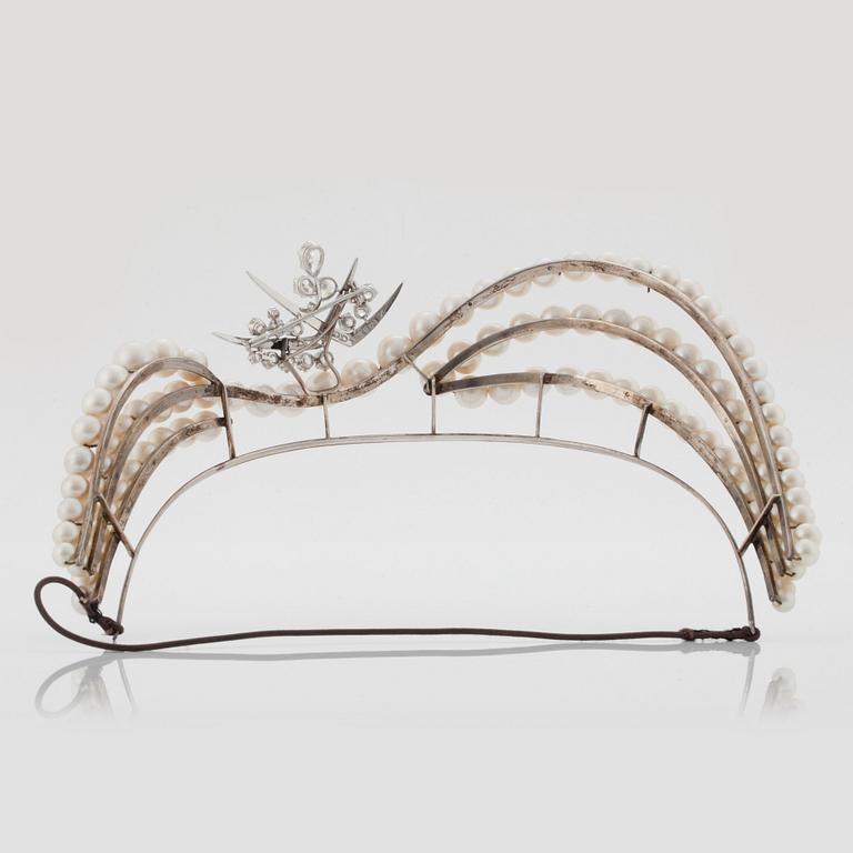 A TIARA with cultured pearls and a detachable brooch set with old-cut diamonds.