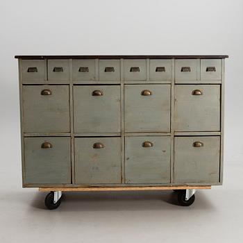 BUTIKSDISK / FÖRSÄLJNINGSDISK, 1900-talets första hälft.