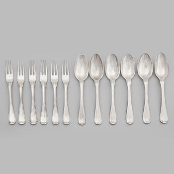 929. A set of 25 dessert-spoons and forks, mark of Julius Marianus Bergs, Stockholm 1783.