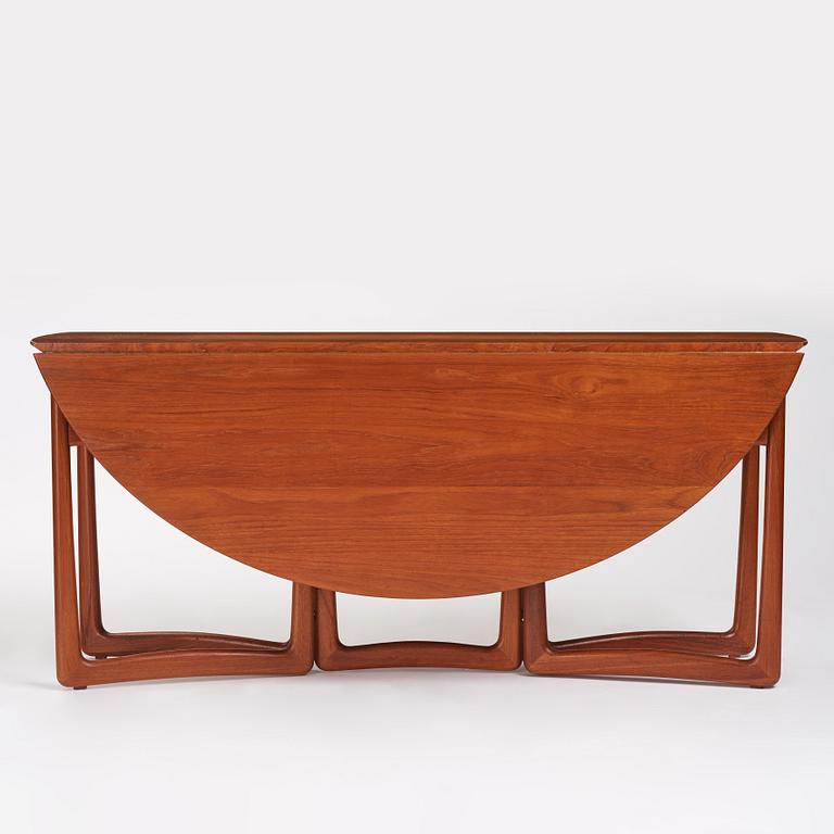 Peter Hvidt & Orla Mølgaard Nielsen, a teak gate leg dining table, France & Son, Denmark, 1950s-1960s.