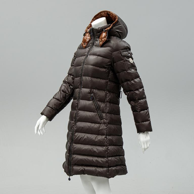 Moncler, dunkappa, storlek 3.