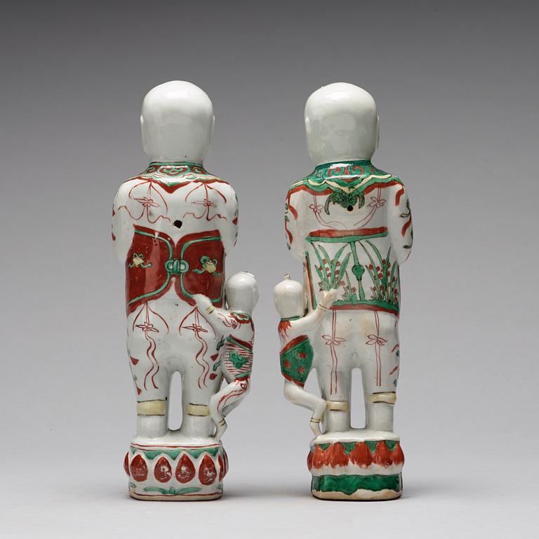 Two famille verte figures, Qing dynasty, Kangxi (1662-1722).