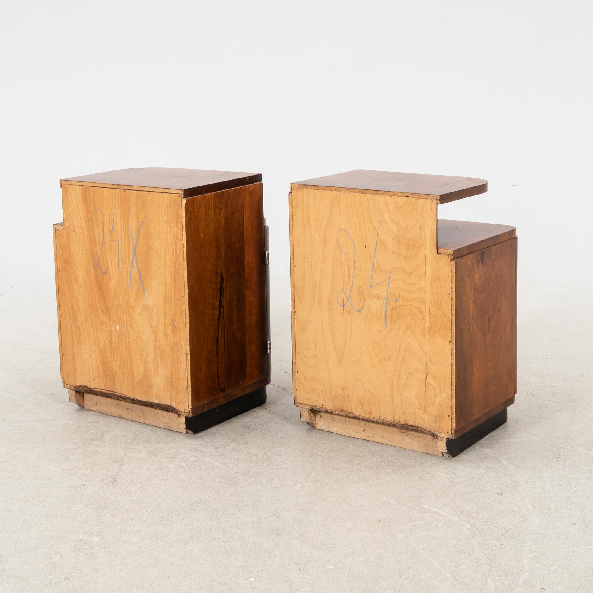 Sängbord ett par 1900-talets första hälft.