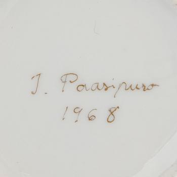 KAHVIASTIASTO, 15 osaa, posliinia, signeerattu Irma Paasipuro 1968.