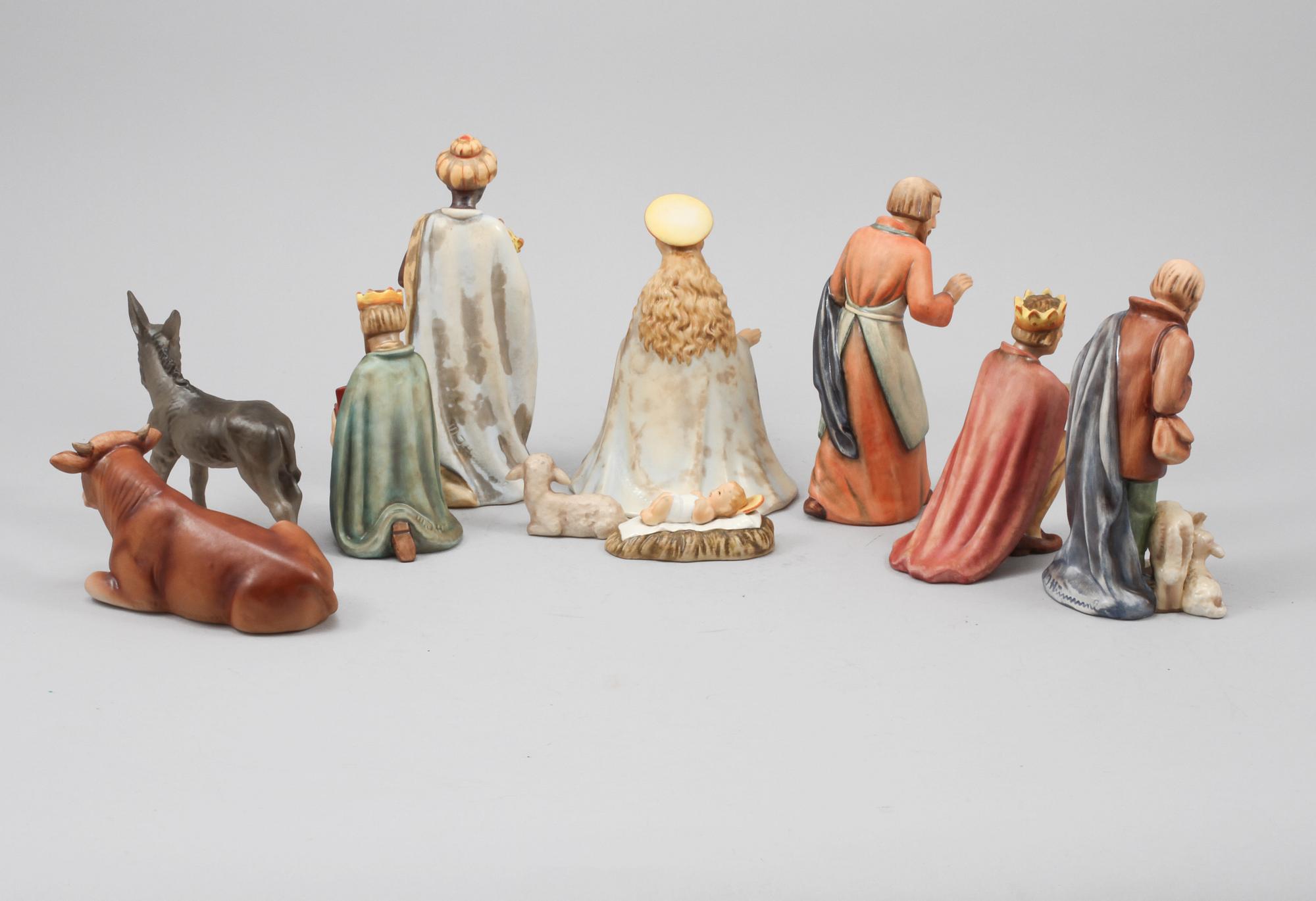 JULKRUBBA, 10 delar, porslin, Hummel, Goebel, Tyskland, 1900-talets andra hälft.