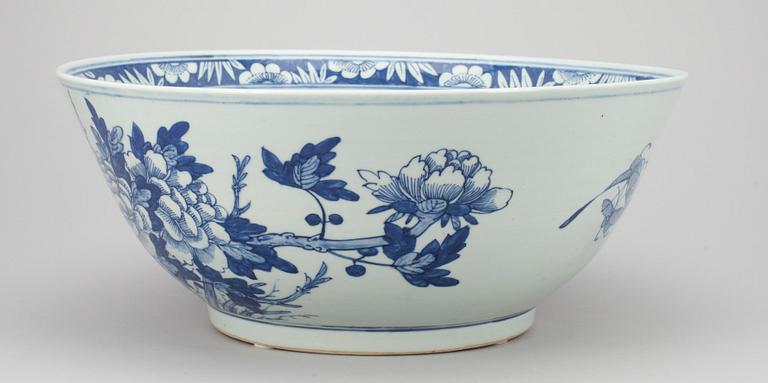 SKÅL, porslin, Kina Qianlong omkring 1800.