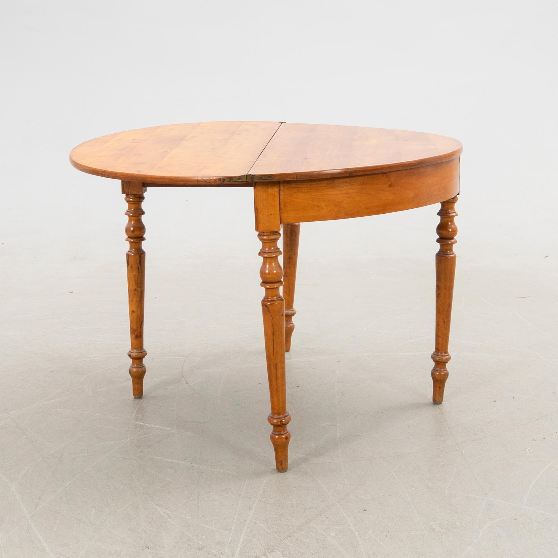 Halvmånebord/ Klaffbord, 18/1900-tal.