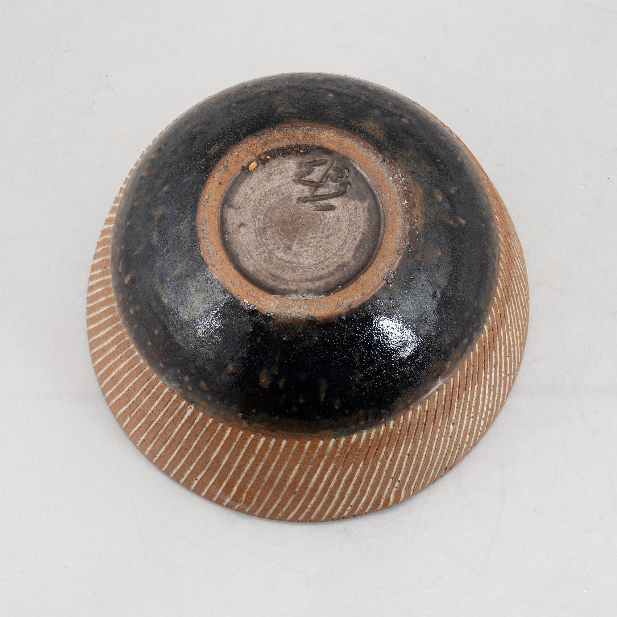 Edgar Böckman, a stoneware bowl, own studio.