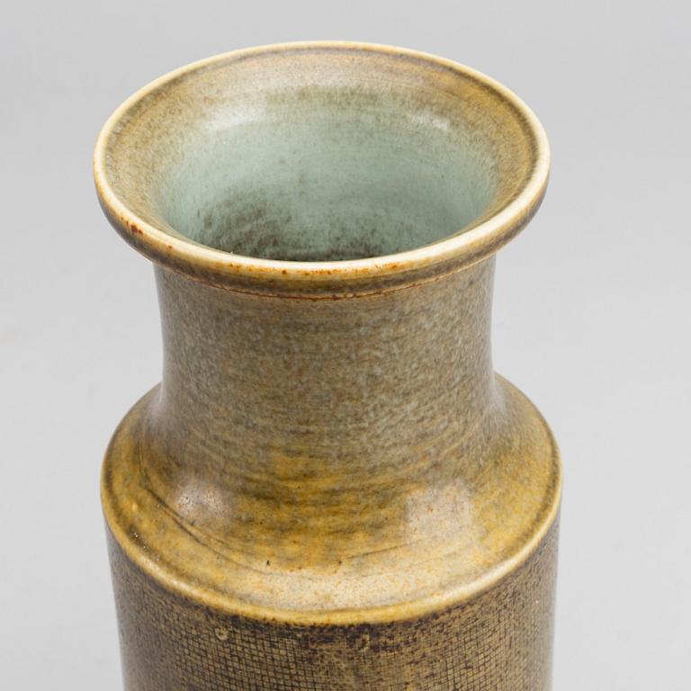 STIG LINDBERG, VAS, stengods Gustavsberg Studiohand.